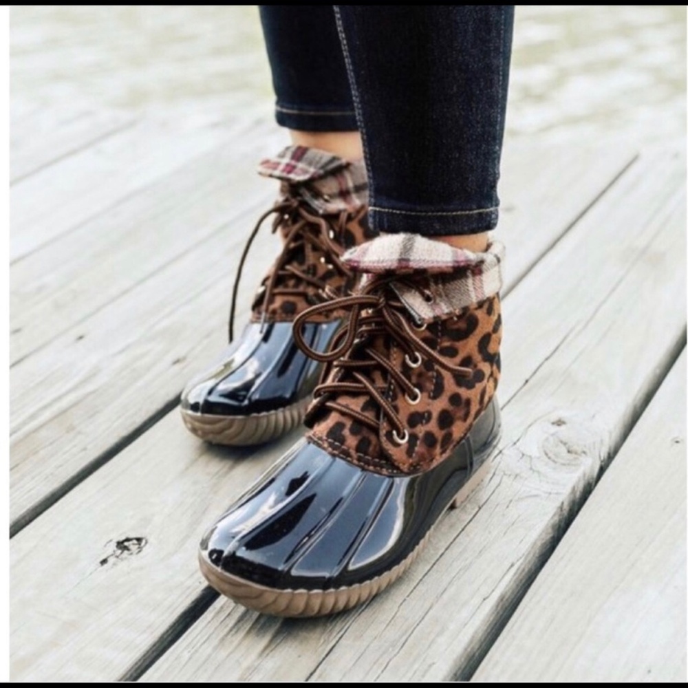 NEW LEOPARD DUCK BOOT
